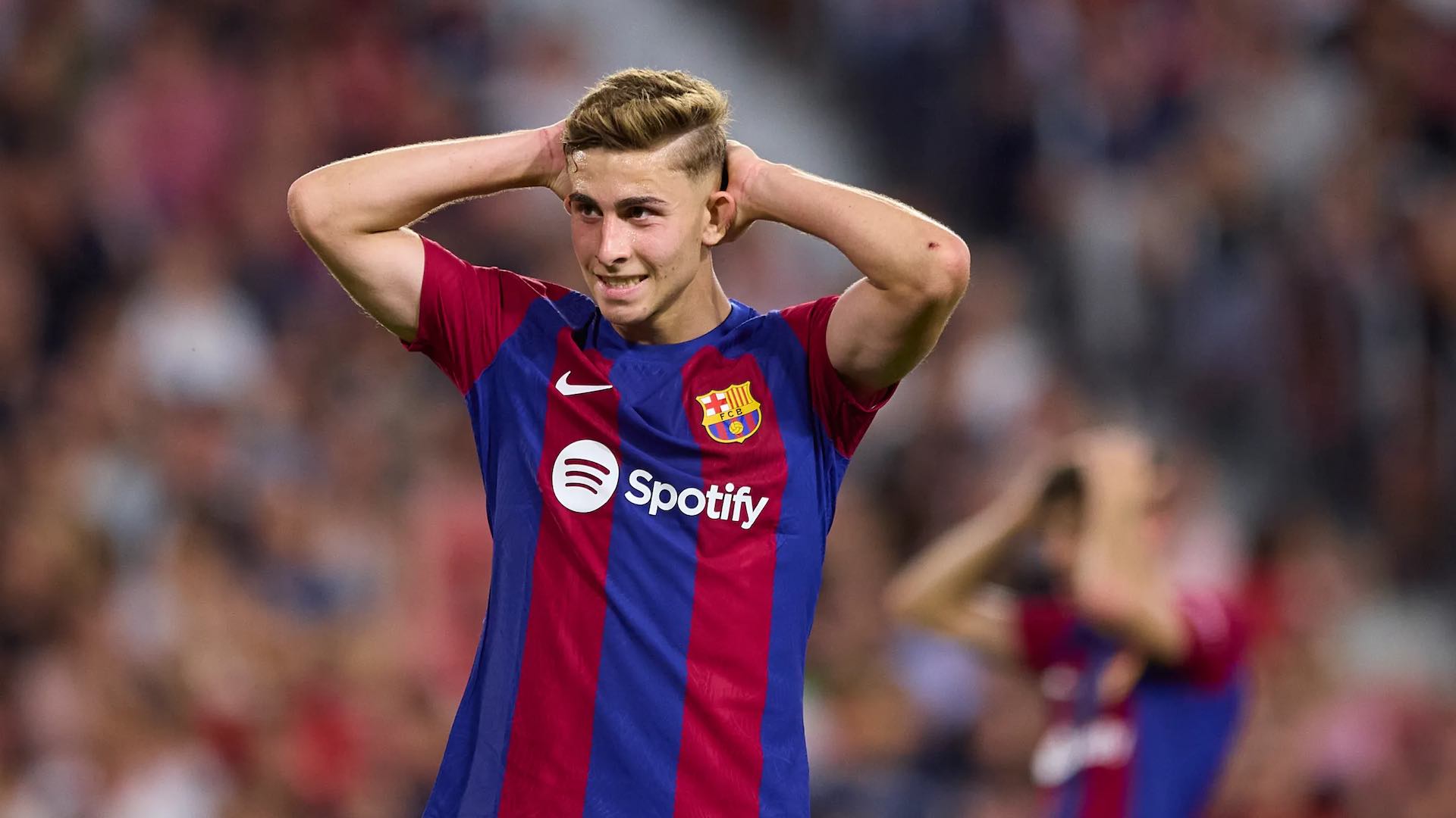 فيرمين لوبيز لاعب برشلونة