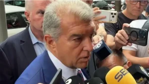 «إنه عبقري».. لابورتا يكشف عن مرشحه الأبرز للفوز بالكرة الذهبية