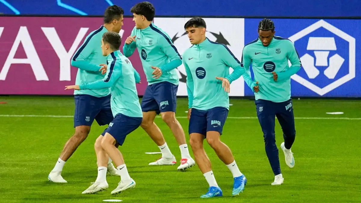 يويفا يرفض قمصان برشلونة الثلاثة ويطالبه بارتداء قميص غريب في مباراة باريس سان جيرمان
