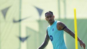 قلق في برشلونة.. فليك يتخذ قراراً بشأن رافينيا ثم يتراجع عنه