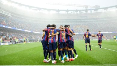 مدافع برشلونة ينتظر قرار ثلاثي لحسم مشاركته أمام باريس سان جيرمان
