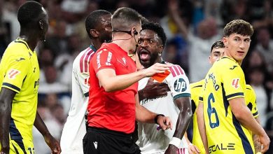 لائحة العقوبات توضح موقف فينيسيوس من المشاركة في الكلاسيكو ضد برشلونة بعد طرده أمام فياريال